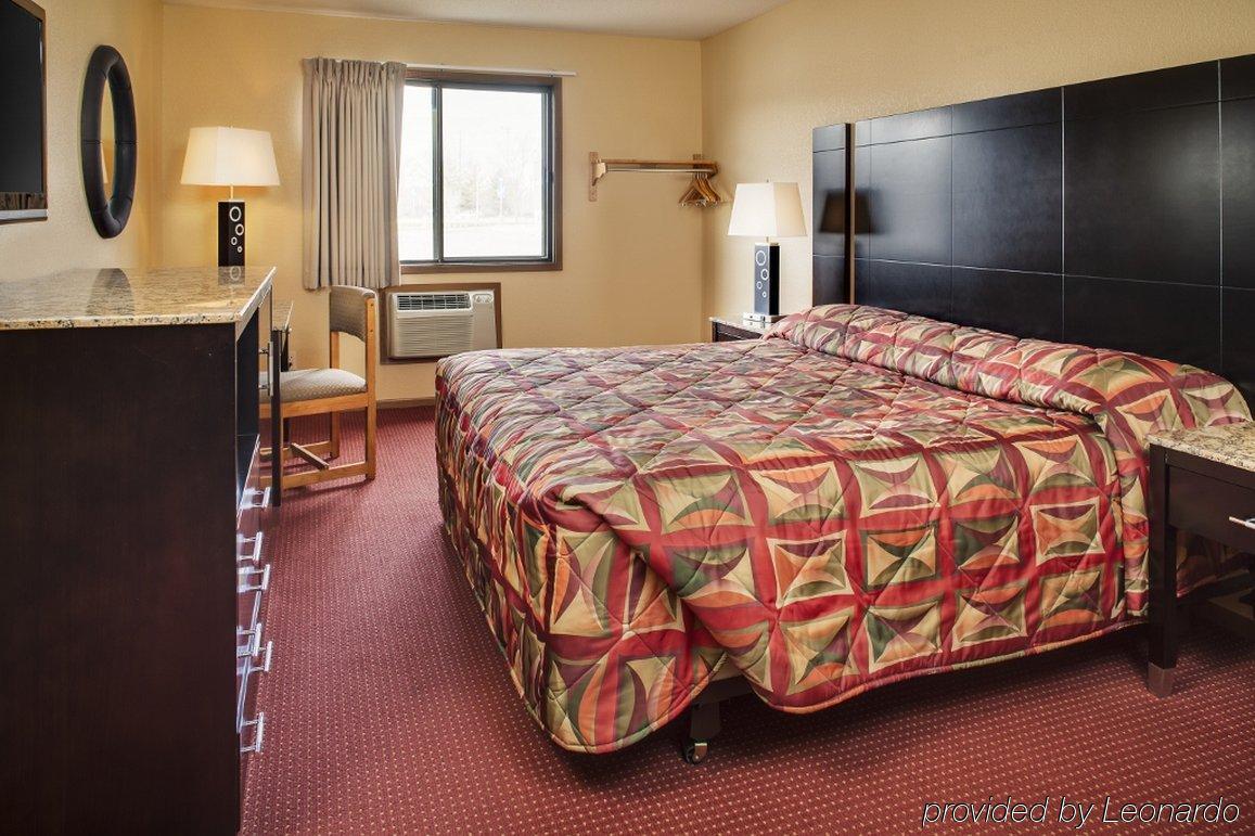 Heartland Inn Coralville Exterior foto